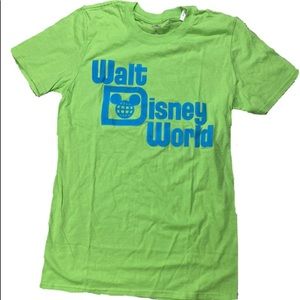 NWT Walt Disney World Parks Retro Style Logo T-shirt Green Unisex Adult Small